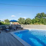 Mariuccia With Private Pool