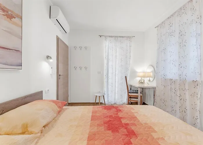 Mariuccia With Private Pool * Vrsar