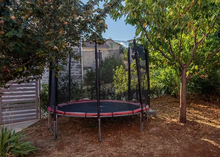 Mariuccia With Private Pool